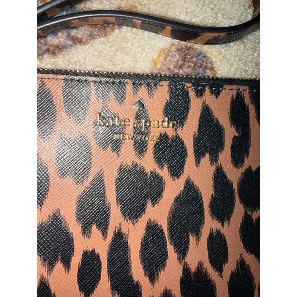 Kate Spade Leopard Print Wristlet – Brown & Black